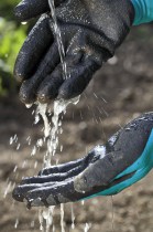 Перчатки GARDENA садовые для работы с почвой