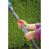 Аккумуляторные телескопические ножницы для живой изгороди Gardena THS Li-18/42(8881)